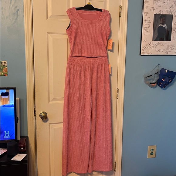 Pink Ribbed Three Piece Set - Picture 3 of 3